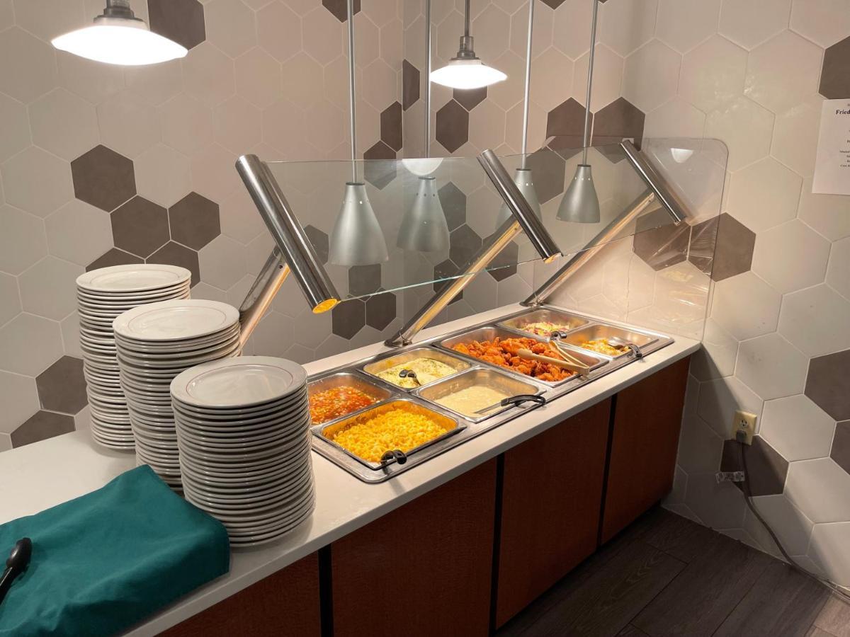 Holiday Inn Martinsburg By Ihg Екстериор снимка