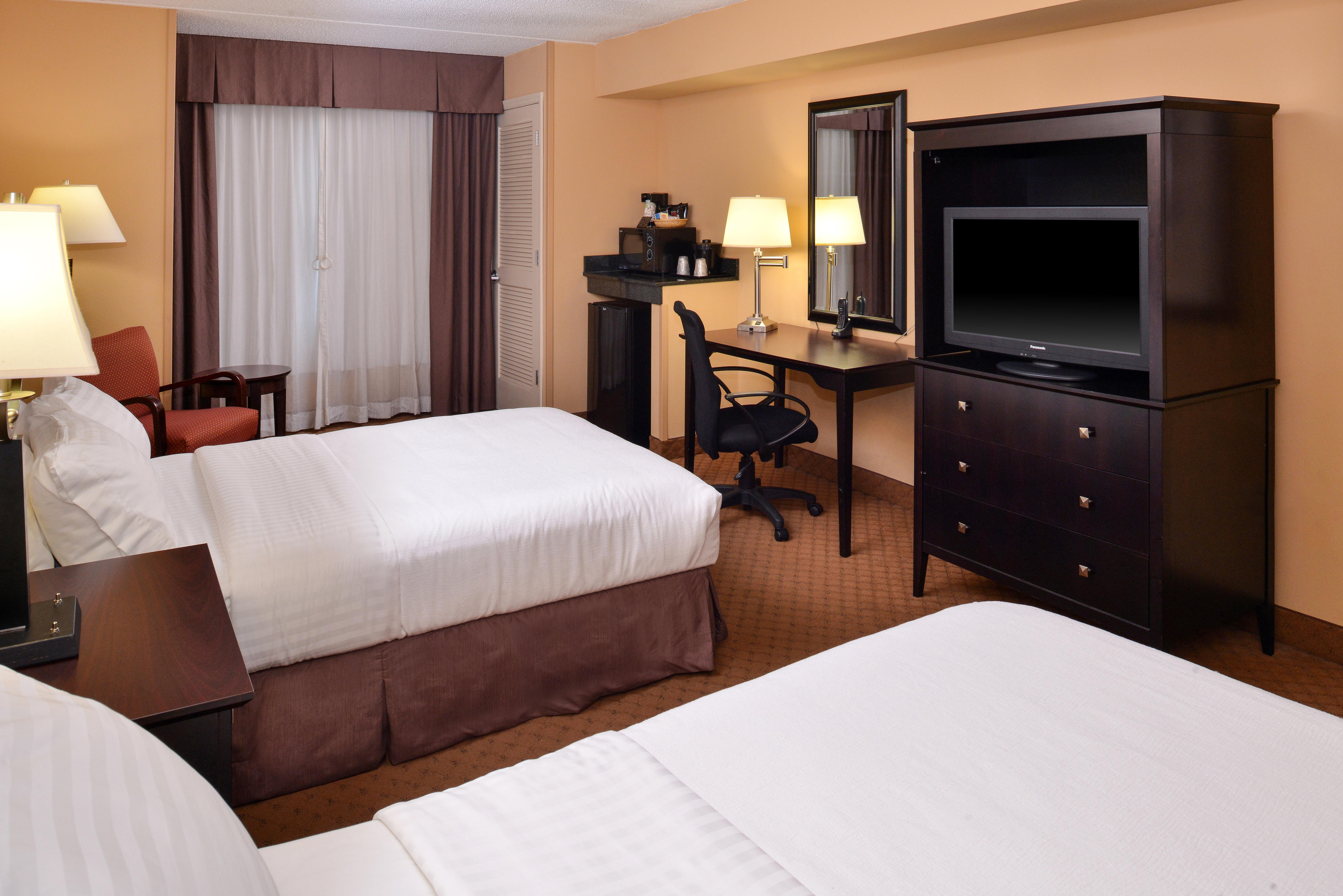 Holiday Inn Martinsburg By Ihg Екстериор снимка
