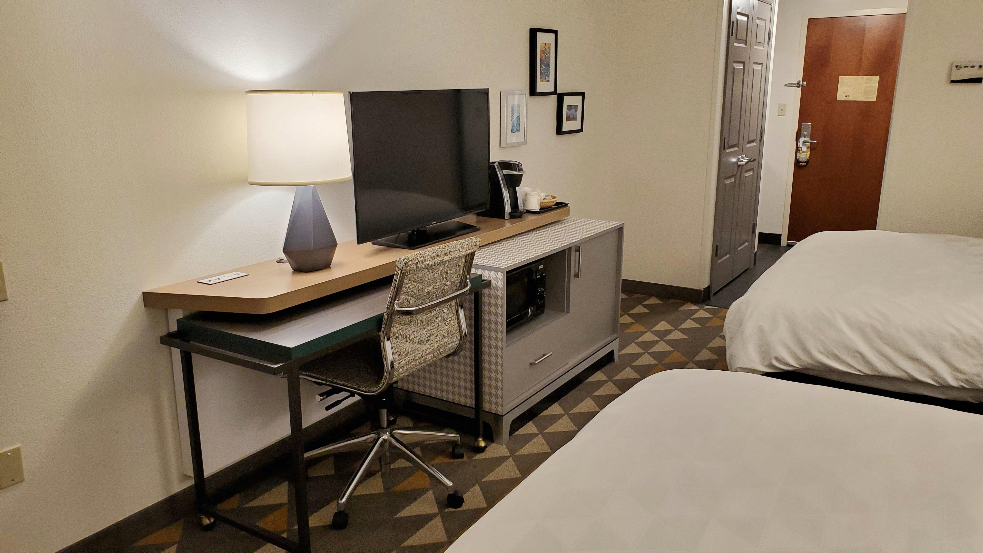 Holiday Inn Martinsburg By Ihg Екстериор снимка