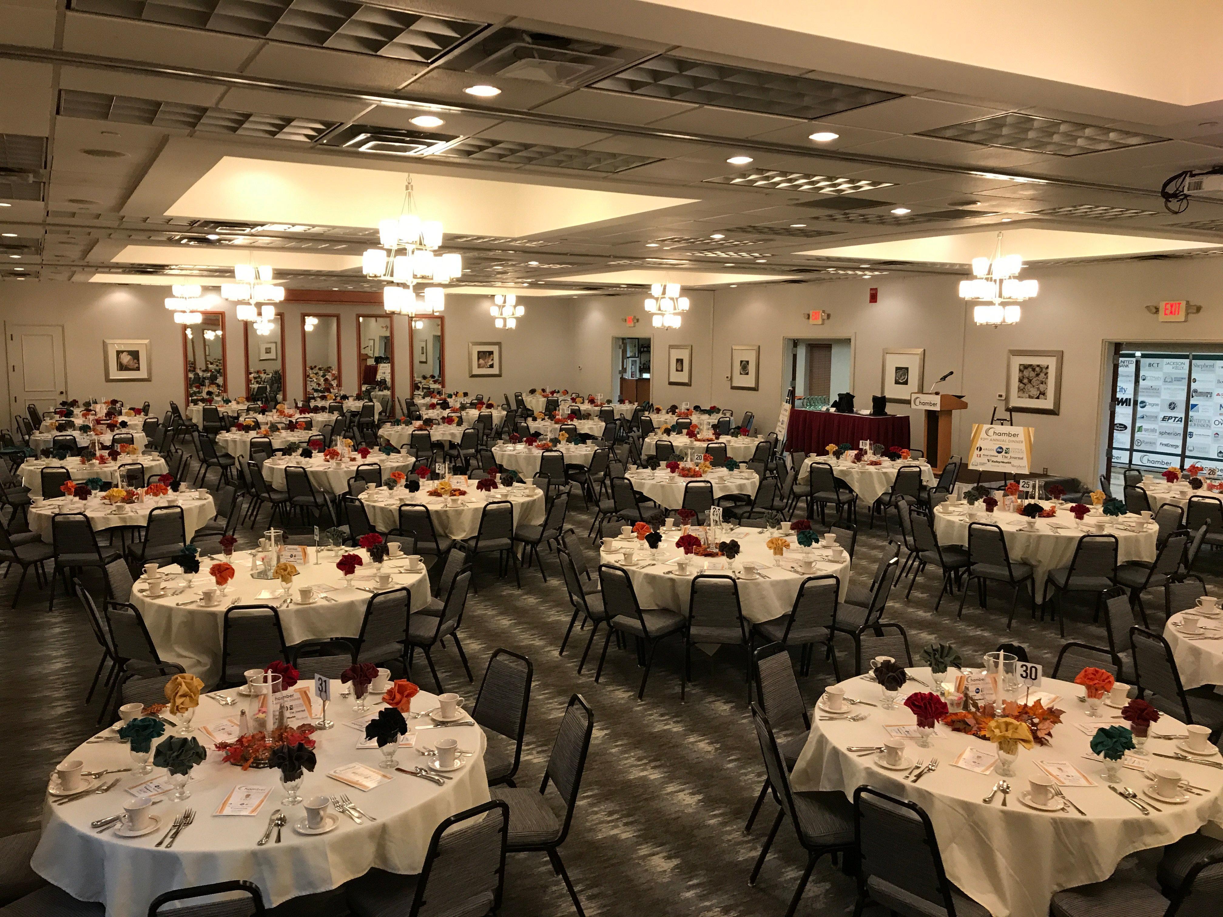 Holiday Inn Martinsburg By Ihg Екстериор снимка